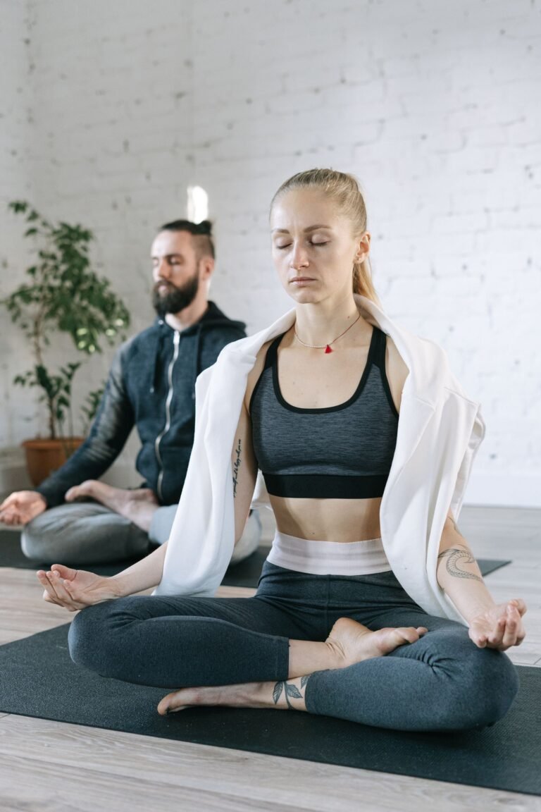 Couple meditating calmly - Anxiety and Depression Ayurvedic Treatment Jaipur