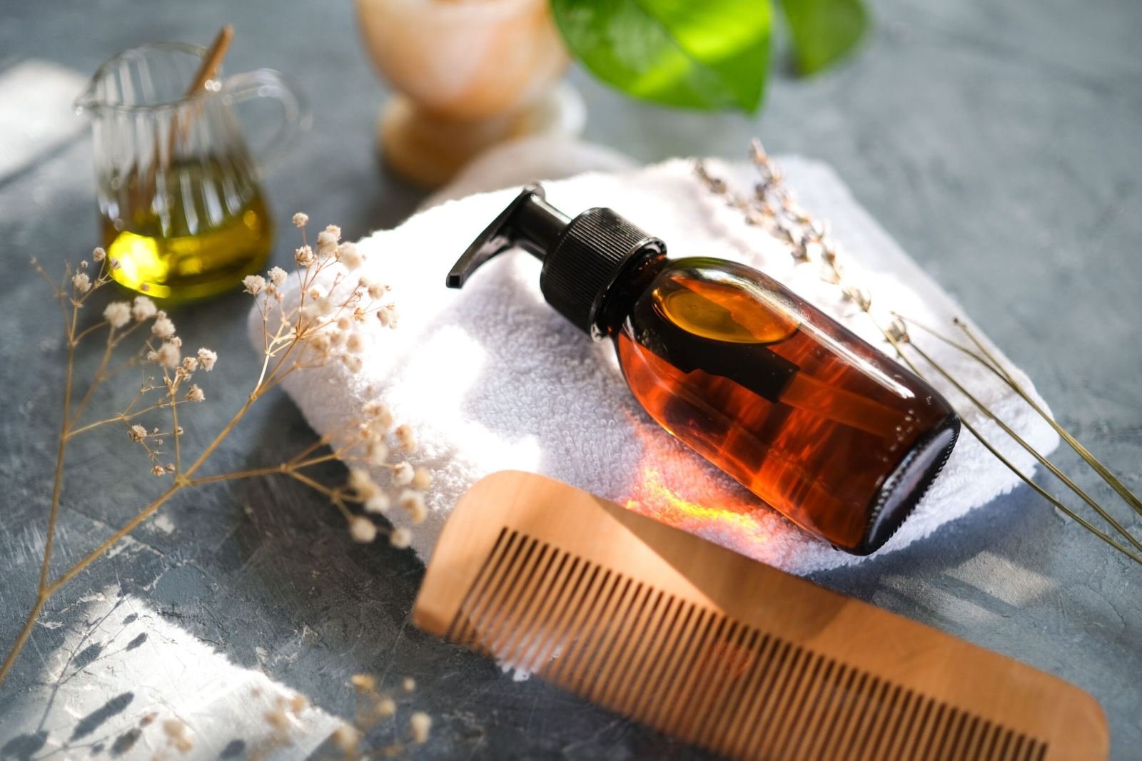 Hair Fall Ayurvedic treatment in Jaipur - natural hair care therapy