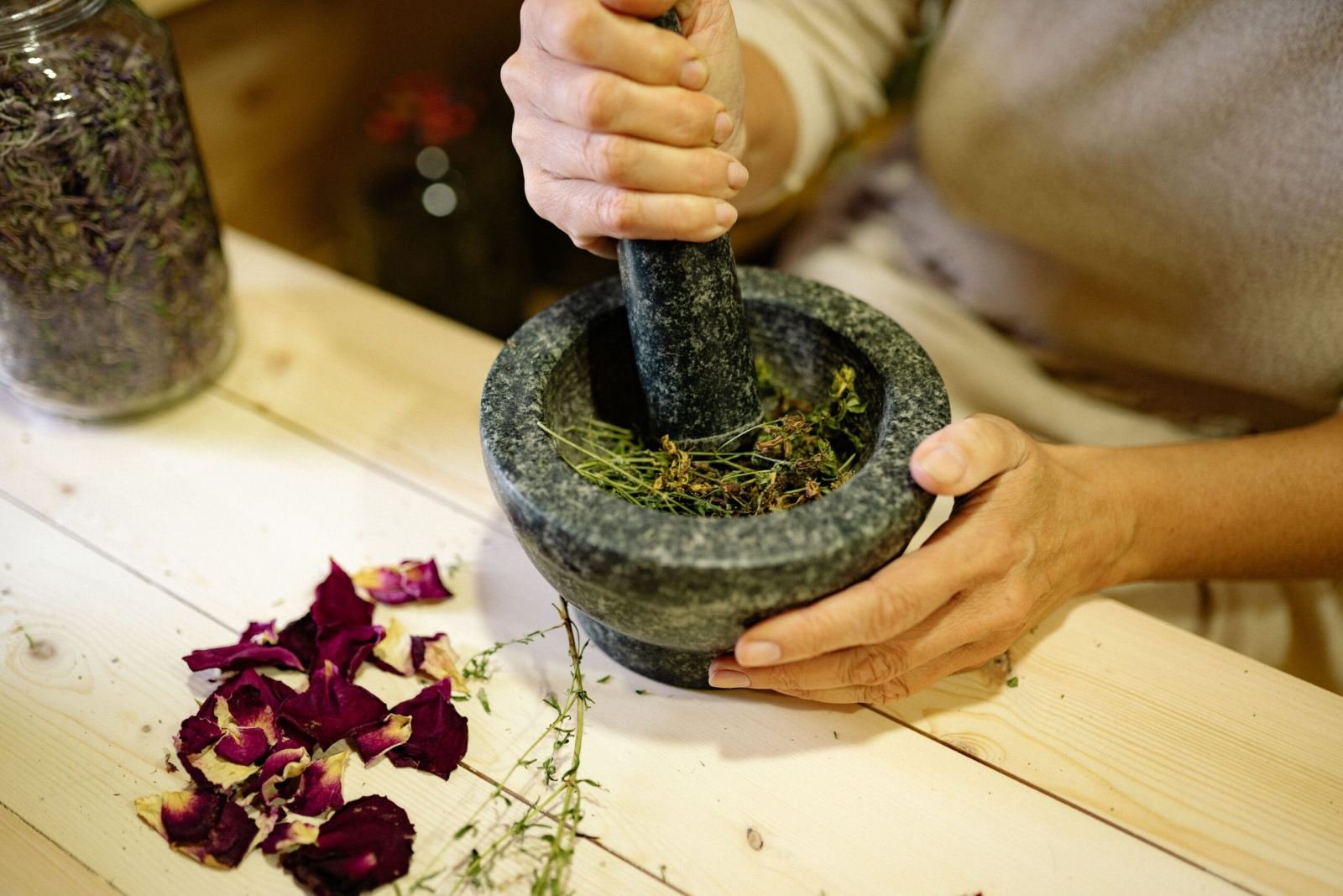 Low Sperm Count Male Infertility Ayurvedic treatment in Jaipur - herbal wellness therapy
